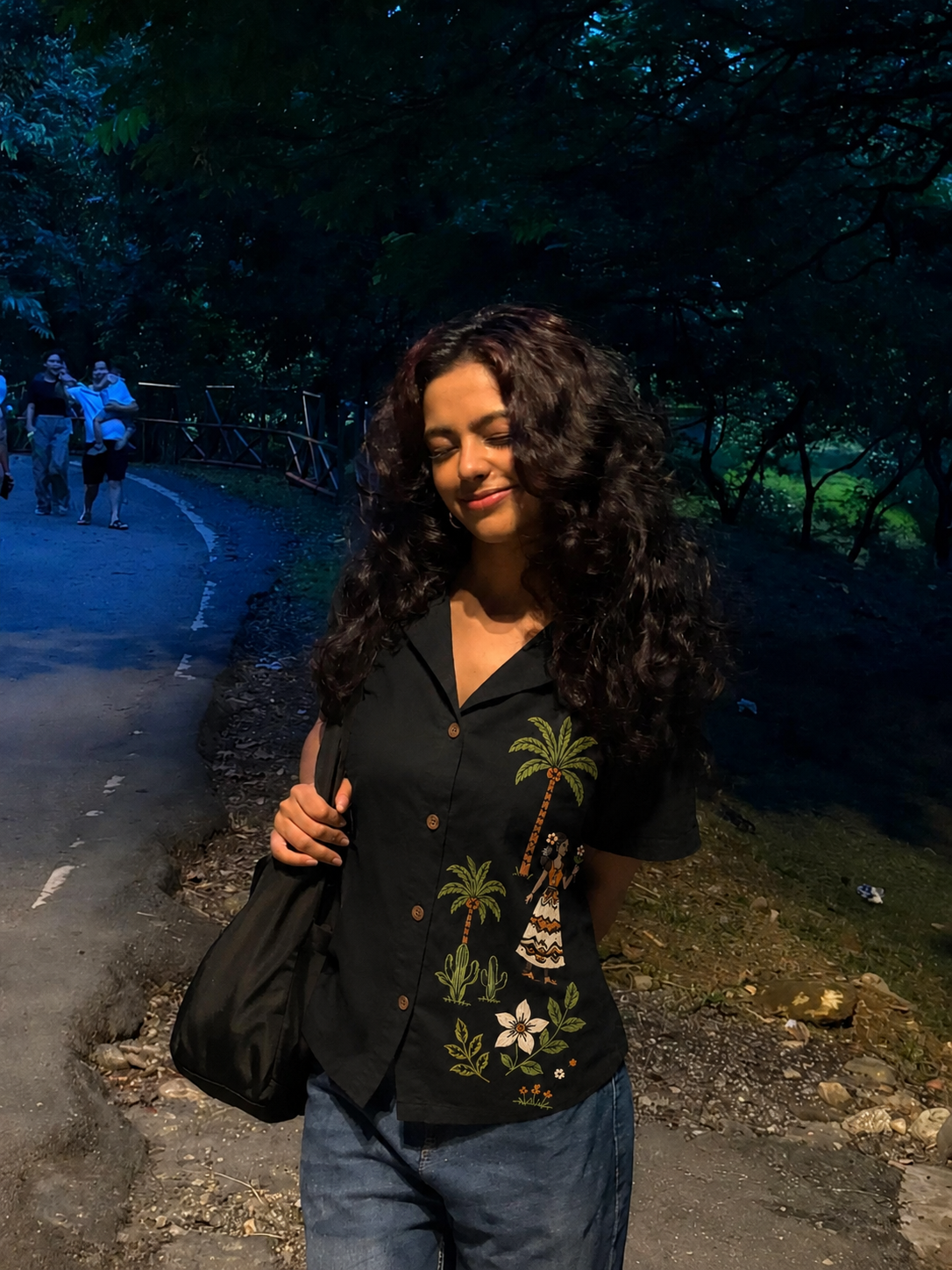 THE "TROPICAL EMBROIDERED RESORT" SHIRT