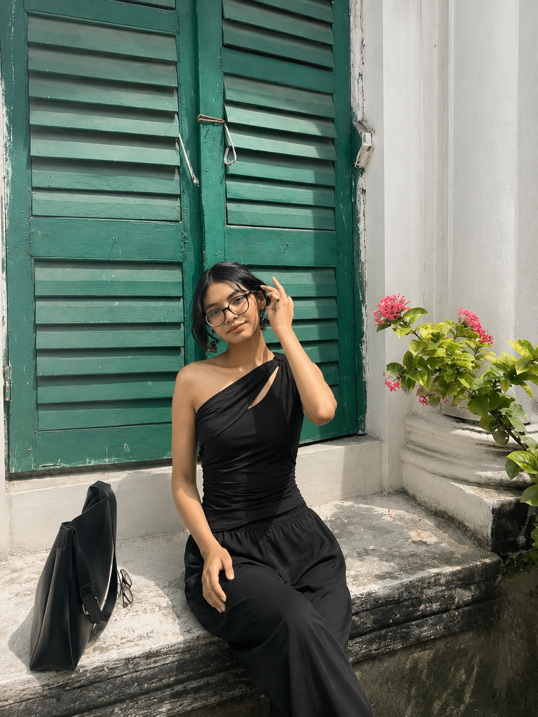 The Twist Knot One Shoulder Top