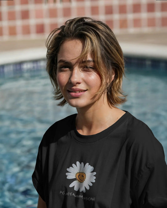Peace Bloom – Daisy Smile Tee
